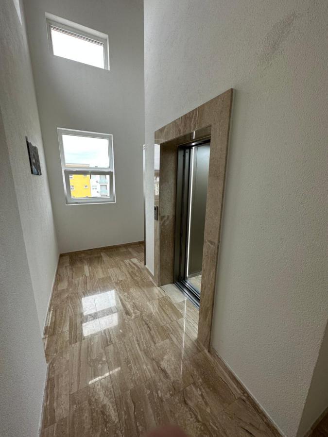 Irina Centre Apartment Ποντγορίτσα Εξωτερικό φωτογραφία